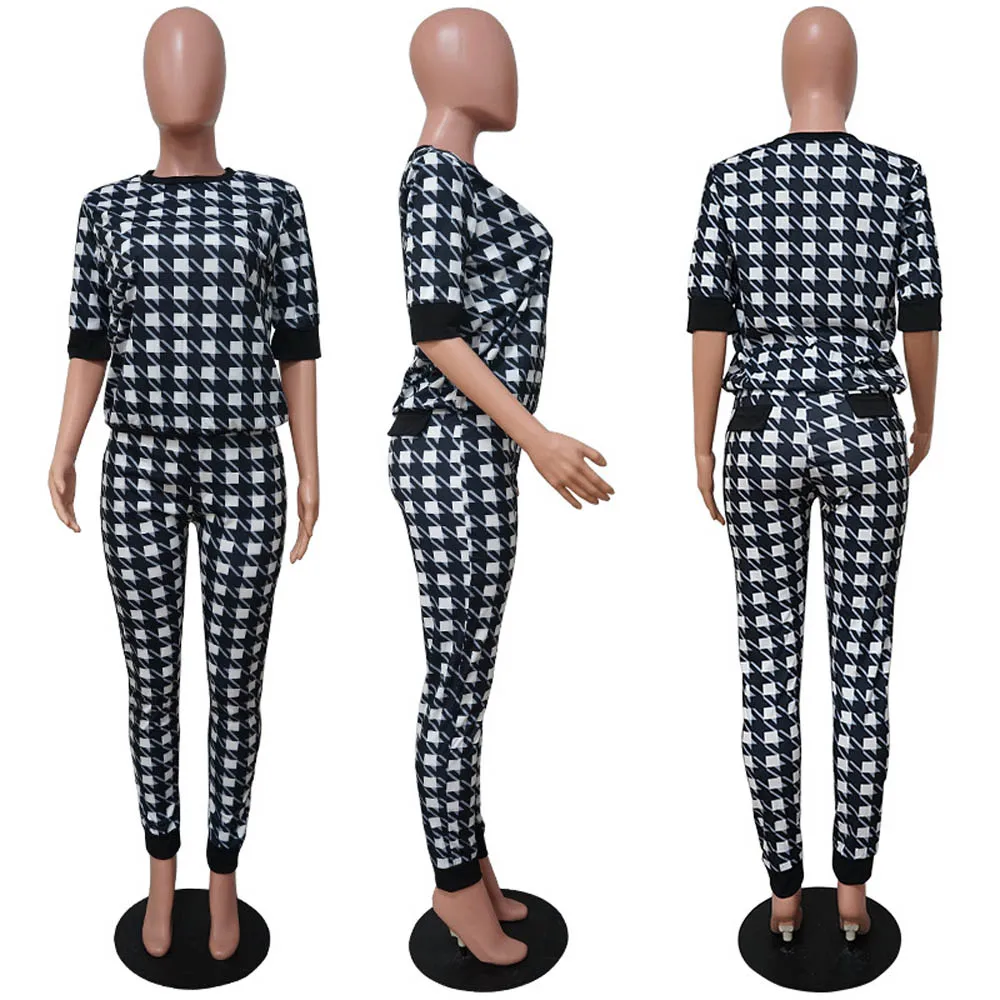 Houndstooth Print Short Sleeve Casual Two Piece Pants Set for Women Summer Outfits 2021
Houndstooth Print Short Sleeve Casual Two Piece Pants Set for Women Summer Outfits 2021