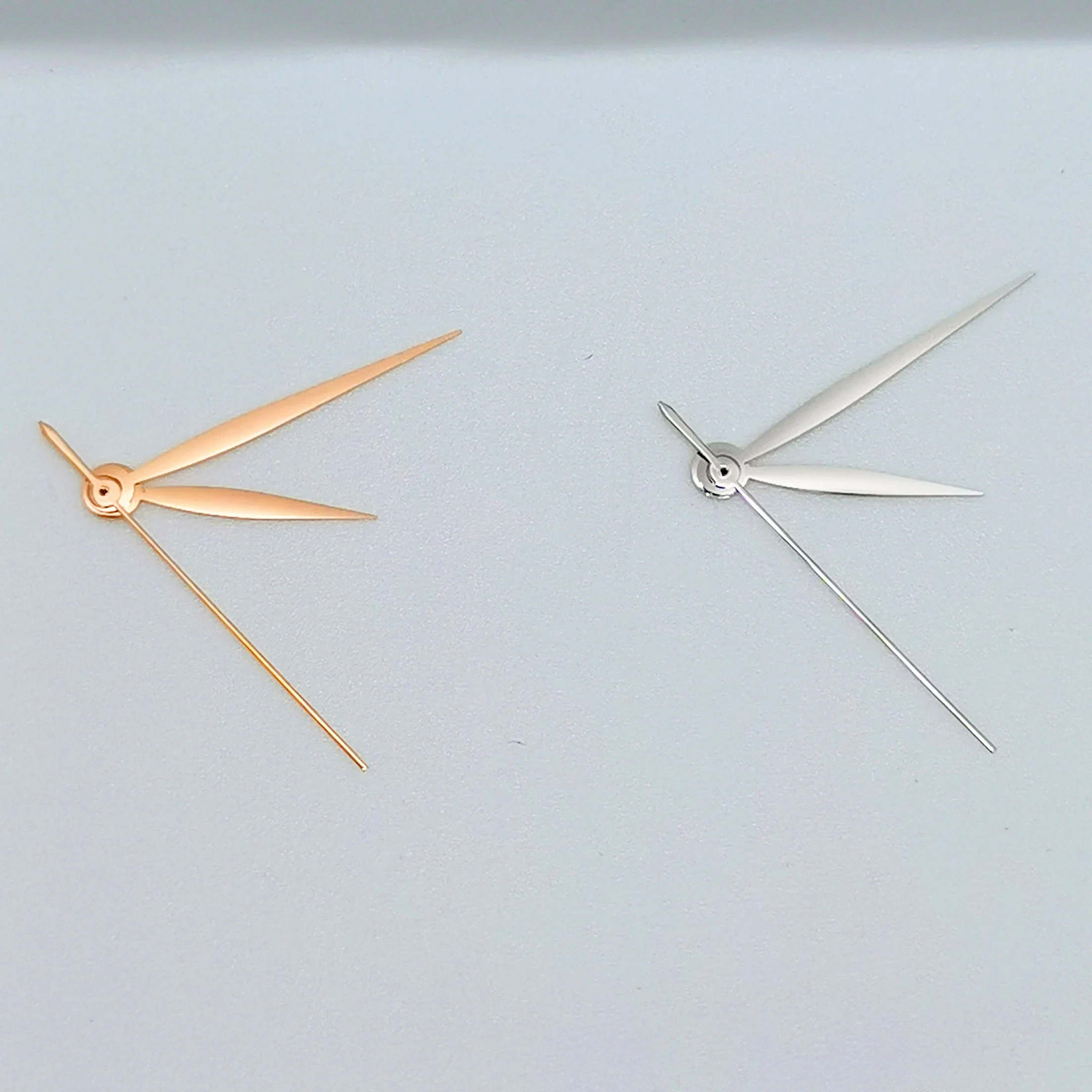 New Watch Parts Hands Fit Miyota8215 8200 8205 ST16 Mingzhu2813 Automatic Movement
New Watch Parts Hands Fit Miyota8215 8200 8205 ST16 Mingzhu2813 Automatic Movement