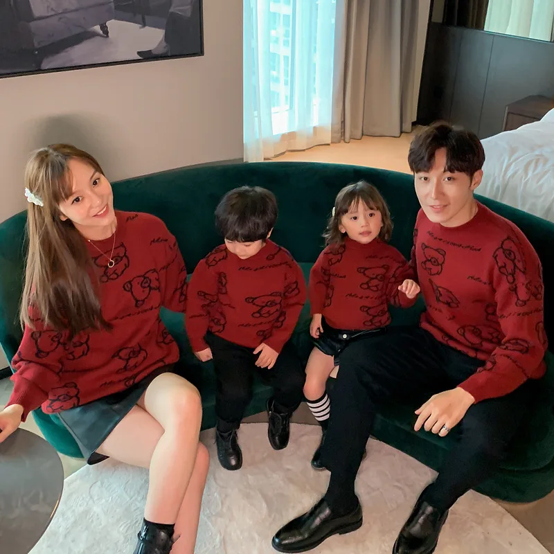 Осенне-зимняя одежда для мамы и дочери для родителей и детей вязаный свитер с длинными рукавами и мультяшным рисунком для девочек и родител...
Осенне-зимняя одежда для мамы и дочери для родителей и детей вязаный свитер с длинными рукавами и мультяшным рисунком для девочек и родител...