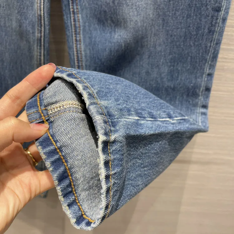 2021 New Blue Jeans Women Spring Fashion Brand High Waist Belt Straight Cotton Jeans Office Lady Versatile Light Washed Jeans
2021 New Blue Jeans Women Spring Fashion Brand High Waist Belt Straight Cotton Jeans Office Lady Versatile Light Washed Jeans