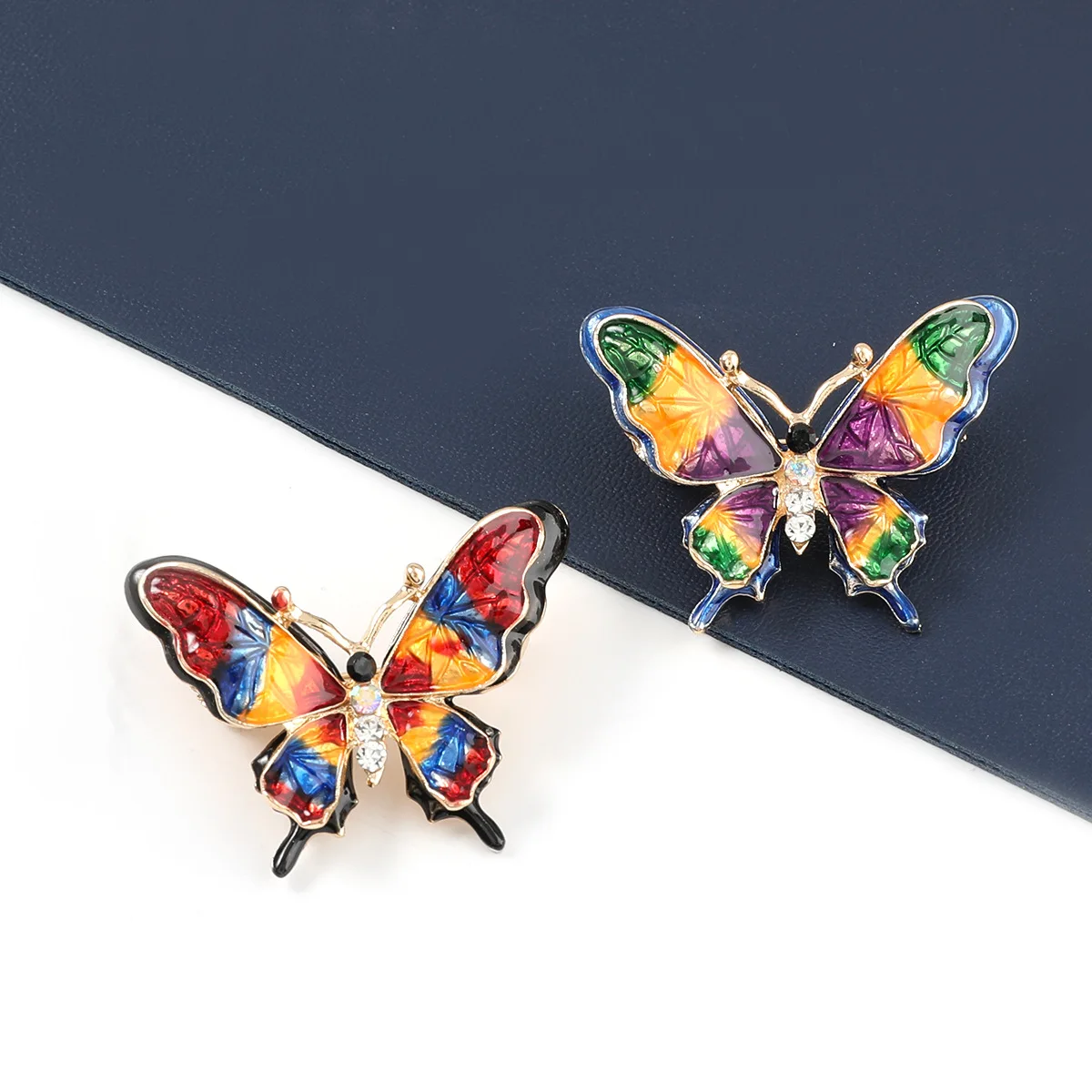 Colorful Butterfly Brooches Rhinestone Vintage Pins Delicate Brooches for Women Bridal Gift Elegant Pin Jewelry Accessories
Colorful Butterfly Brooches Rhinestone Vintage Pins Delicate Brooches for Women Bridal Gift Elegant Pin Jewelry Accessories