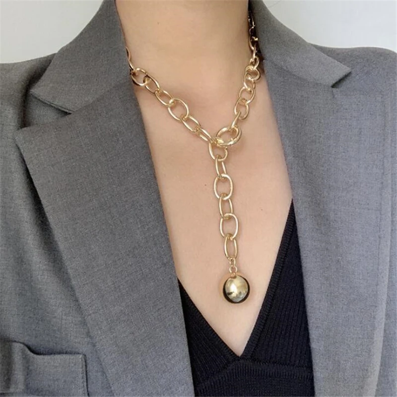 European and American exaggerated thick chain metal ball tassel necklace female hip hop tide sweater chain fashion personality c
European and American exaggerated thick chain metal ball tassel necklace female hip hop tide sweater chain fashion personality c