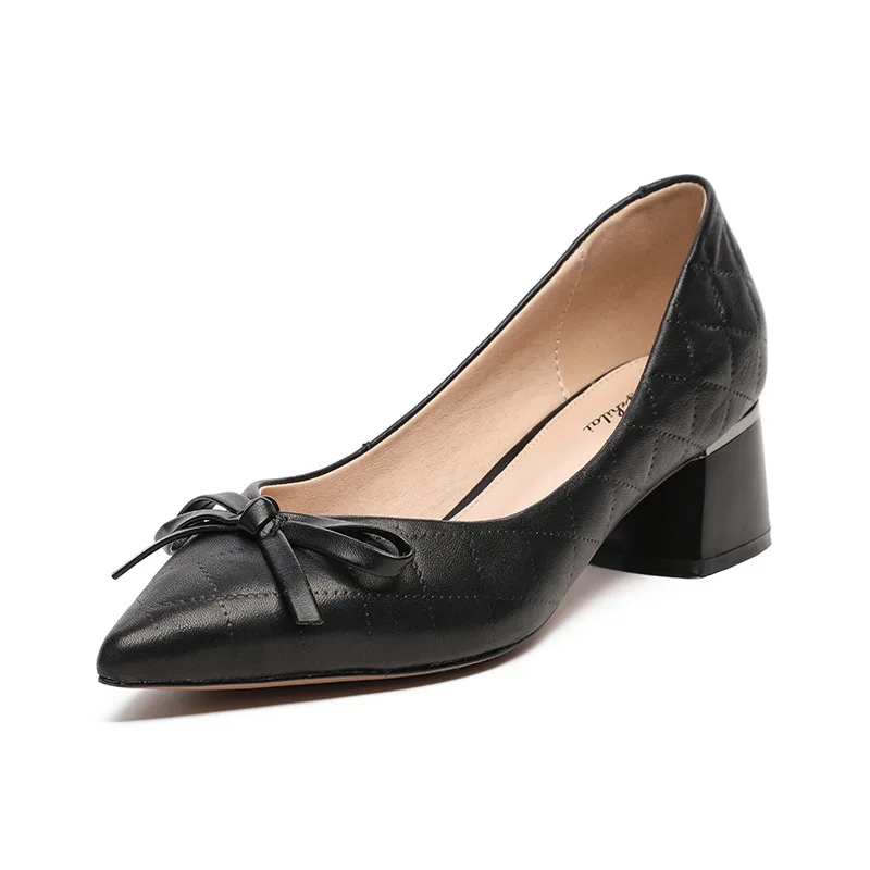 Spring 2021 thick heel single shoes medium heel shallow mouth soft leather professional work shoes pointed women's shoes
Spring 2021 thick heel single shoes medium heel shallow mouth soft leather professional work shoes pointed women's shoes