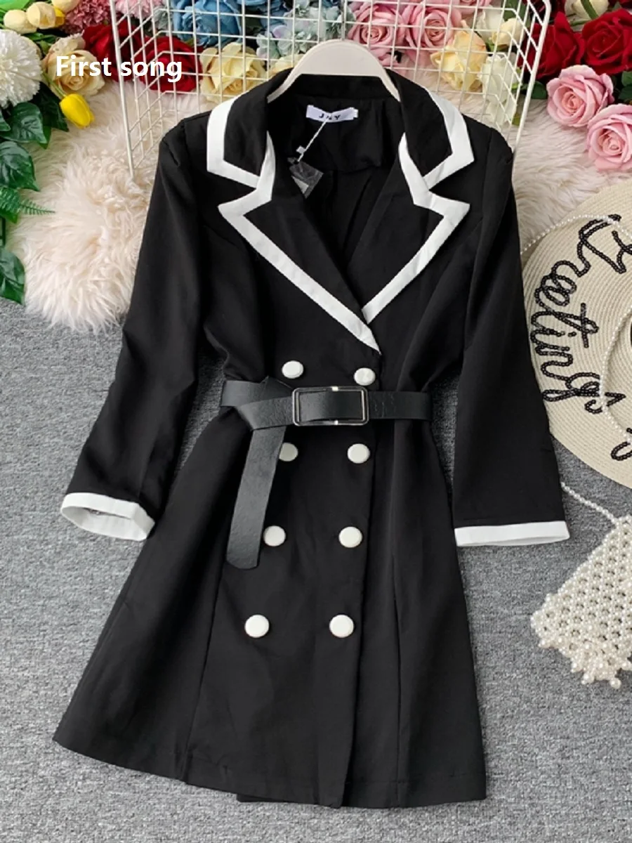 First song high quality autumn women's dress lapel long sleeve double-breasted trench coat 2019New pleated belt long blazer XL
First song high quality autumn women's dress lapel long sleeve double-breasted trench coat 2019New pleated belt long blazer XL