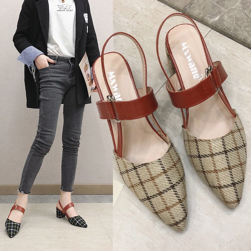 Women Chunky Gladiator Sandals Fashion Brand Hoof Heel Pointed Toe Ankle Strap Cozy Sheepskin Summer Party Shoes Plus Size 34-42 
Women Chunky Gladiator Sandals Fashion Brand Hoof Heel Pointed Toe Ankle Strap Cozy Sheepskin Summer Party Shoes Plus Size 34-42