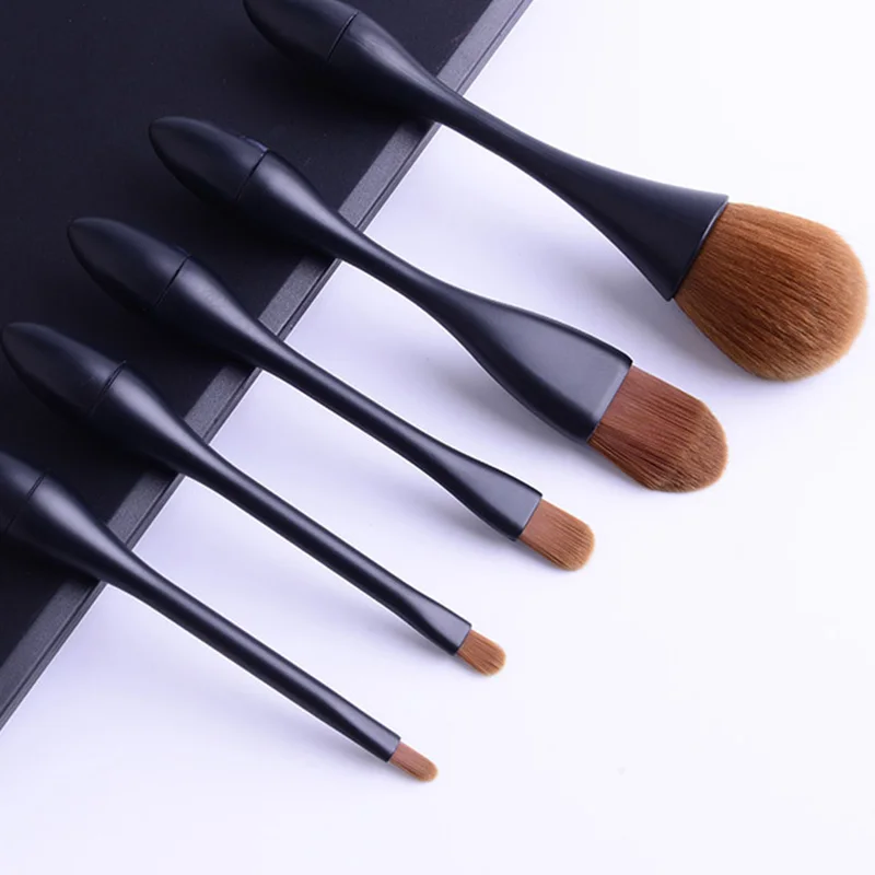 Maquiagem 5Pcs/set Synthetic Makeup Brushes Plastic Smooth Handle with Support Stand for Foundation Powder Eyeshadow FRE-Drop
Maquiagem 5Pcs/set Synthetic Makeup Brushes Plastic Smooth Handle with Support Stand for Foundation Powder Eyeshadow FRE-Drop