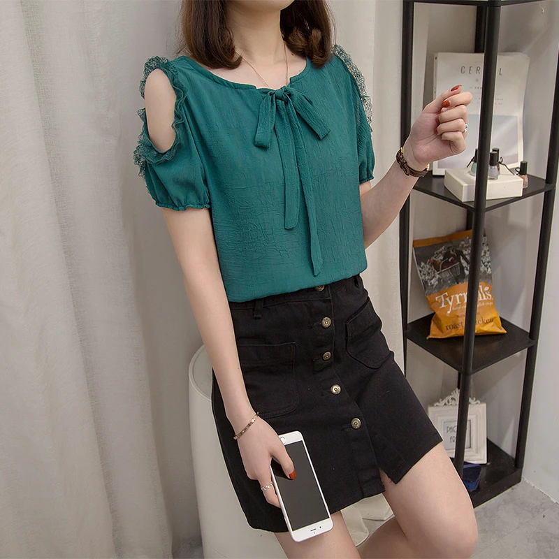 Short-sleeved Shirt Tops Women Summer New Women's 2020 Large Size Fashion Strapless Bowknot Lace Stitching Shirt Women Z960
Short-sleeved Shirt Tops Women Summer New Women's 2020 Large Size Fashion Strapless Bowknot Lace Stitching Shirt Women Z960