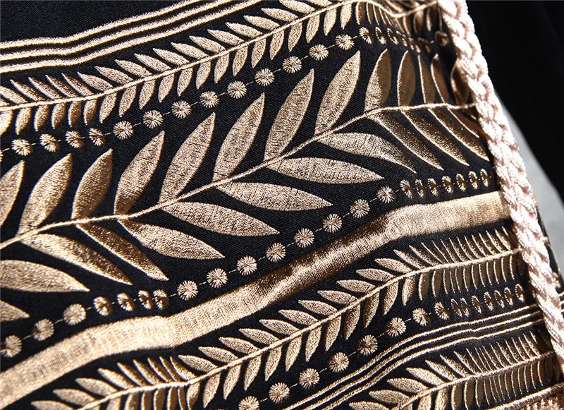 European Runway Designer Jacket Women 2019 Autumn Vintage Embroidery Long Sleeve Irregular Tassel Blazer Feminino Black Coat 
European Runway Designer Jacket Women 2019 Autumn Vintage Embroidery Long Sleeve Irregular Tassel Blazer Feminino Black Coat