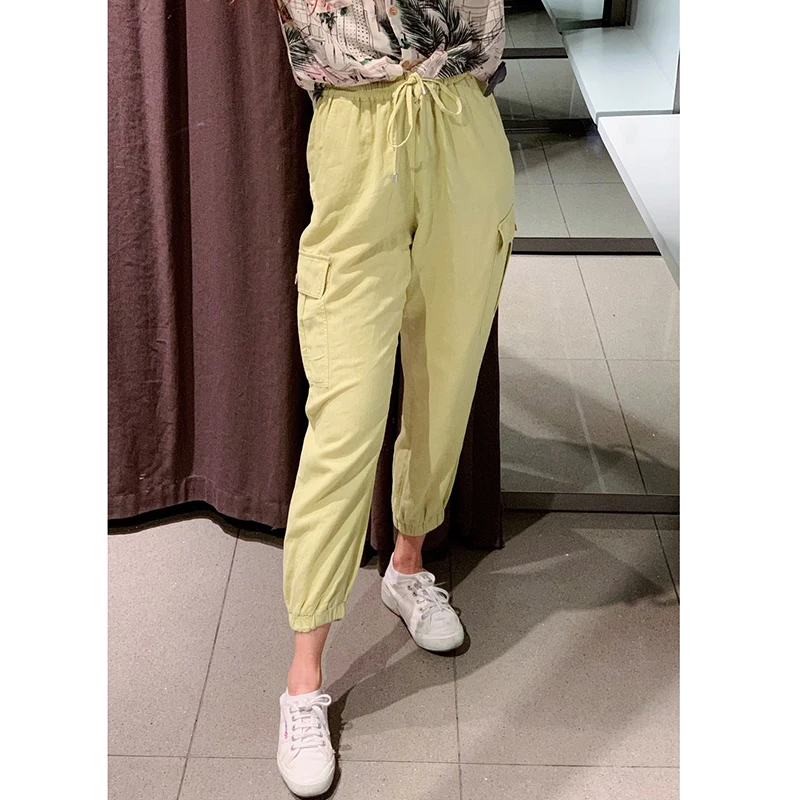 HStar Pockets Solid Cargo Pants Women 2020 Fashion High Elastic Waist Drawstring Ankle Trousers Casual Pantalon Mujer
HStar Pockets Solid Cargo Pants Women 2020 Fashion High Elastic Waist Drawstring Ankle Trousers Casual Pantalon Mujer