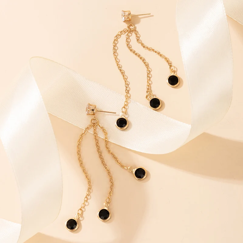 HuangTang Trendy Crystal Long Tassel Drop Earrings for Women Black Enamel Stone Dangle Earrings Charmings Jewelry Weddings 17759 
HuangTang Trendy Crystal Long Tassel Drop Earrings for Women Black Enamel Stone Dangle Earrings Charmings Jewelry Weddings 17759