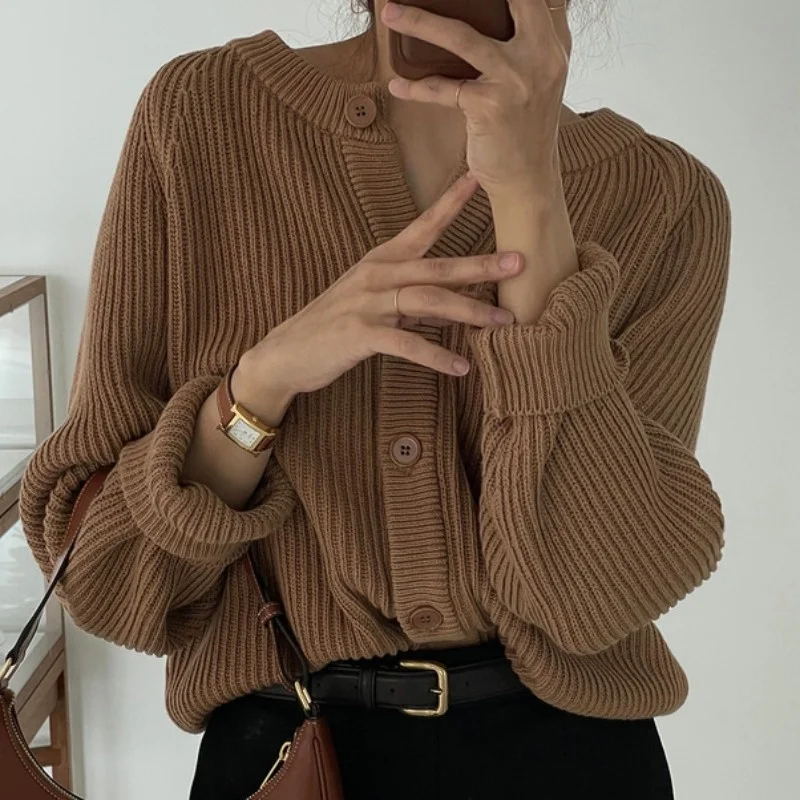 Korean Chic Cardigan For Women Early Autumn Breasted Loose Crew Neck Solid Color Long Sleeve Knitted Sweater Cardigan Women
Korean Chic Cardigan For Women Early Autumn Breasted Loose Crew Neck Solid Color Long Sleeve Knitted Sweater Cardigan Women