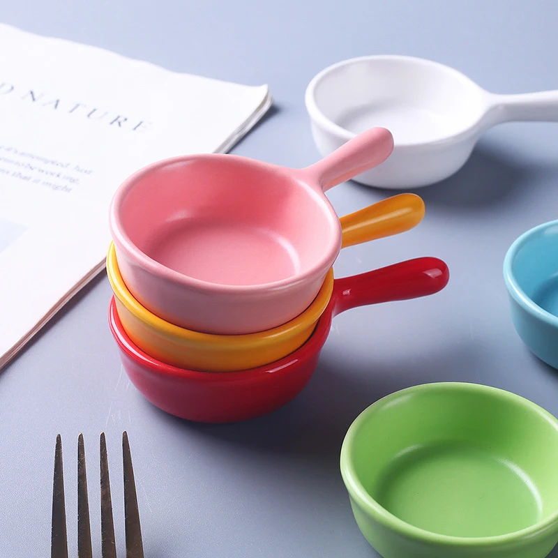 Creative Soy Dipping Ceramic Vinegar Soy Sauce Dish Household Seasoning Saucer Snacks Handle Nordic Style Kitchen Handle Dish
Creative Soy Dipping Ceramic Vinegar Soy Sauce Dish Household Seasoning Saucer Snacks Handle Nordic Style Kitchen Handle Dish