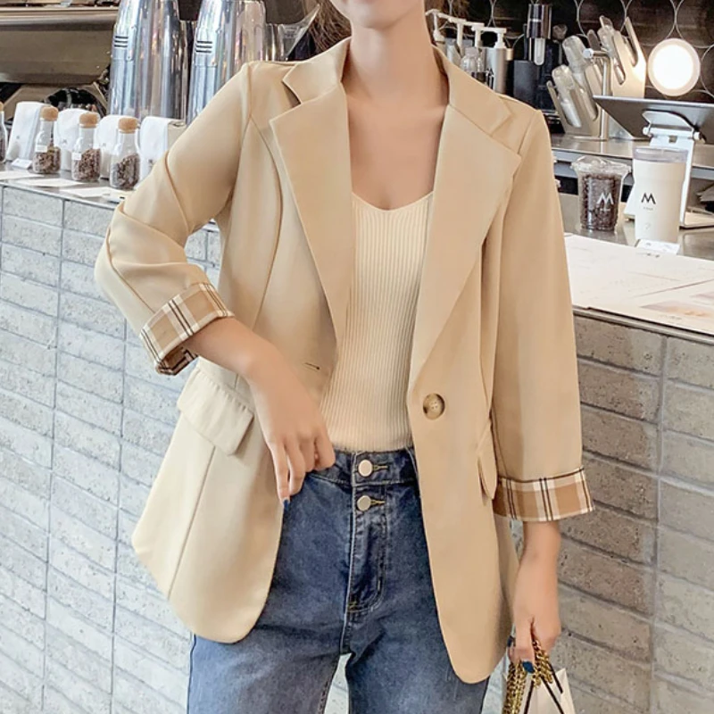 Three quarter sleeve Suit thin Coat Women 2021 Spring Autumn New sagging feeling Loose Small Suit Women Button Casual B800C
Three quarter sleeve Suit thin Coat Women 2021 Spring Autumn New sagging feeling Loose Small Suit Women Button Casual B800C