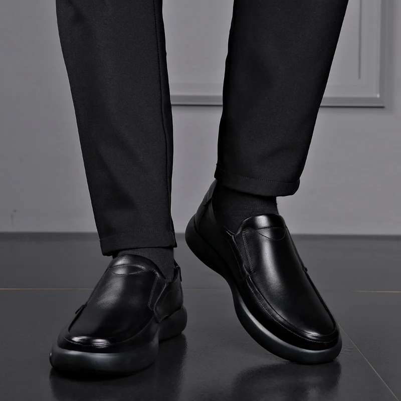 2021 New Men's Genuine Leather Shoes 38-47 Head Leather Soft Anti-slip Rubber Loafers Shoes
2021 New Men's Genuine Leather Shoes 38-47 Head Leather Soft Anti-slip Rubber Loafers Shoes