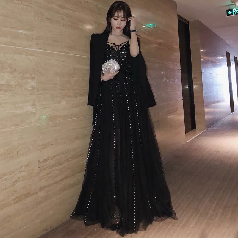 Spring Women Dreses Fashion Sleeveless C Spaghetti Strap Casual Evening Party Prom Swing Dress Sundress Vestidos Lady Ball Gown
Spring Women Dreses Fashion Sleeveless C Spaghetti Strap Casual Evening Party Prom Swing Dress Sundress Vestidos Lady Ball Gown
