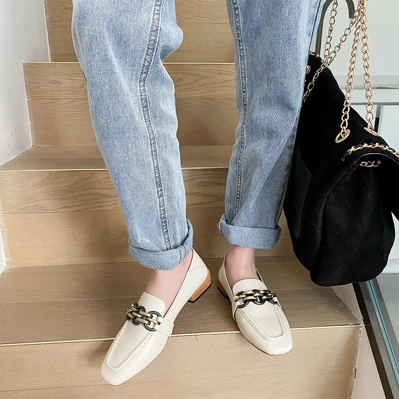 Rizabina Size 32-41 Women Flats Shoes Genuine Leather Metal Chain Women Shoes Casual Fashion Shoes Women Daily Footwear
Rizabina Size 32-41 Women Flats Shoes Genuine Leather Metal Chain Women Shoes Casual Fashion Shoes Women Daily Footwear