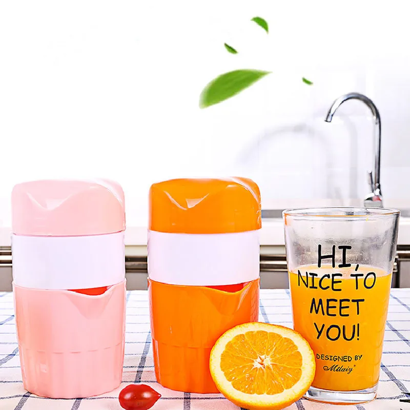 Portable Citrus Juicer for Orange Lemon Fruit Squeezer 300ML Orange Juice Cup Child Outdoor Potable Juicer Machine
Portable Citrus Juicer for Orange Lemon Fruit Squeezer 300ML Orange Juice Cup Child Outdoor Potable Juicer Machine