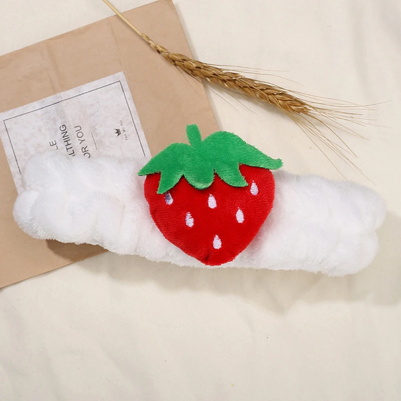 Cute Strawberry Pineapple Plush Headband Soft Elastic Fruit Hairband for Women Face Washing Makeup Headwrap Hair Accessories
Cute Strawberry Pineapple Plush Headband Soft Elastic Fruit Hairband for Women Face Washing Makeup Headwrap Hair Accessories