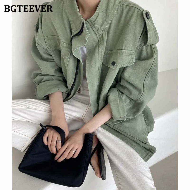 BGTEEVER Vintage Stand Collar Ladies Jacket Autumn Winter Oversized Zippers Female Trench Coats Women Outwear Tops 2021
BGTEEVER Vintage Stand Collar Ladies Jacket Autumn Winter Oversized Zippers Female Trench Coats Women Outwear Tops 2021