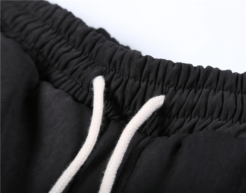 Plus Size 5XL Harajuku Fashion Men's Black Baggy Pants 2021 New Spring High Quality Jogger Pants Preppy Style Casual Trouser
Plus Size 5XL Harajuku Fashion Men's Black Baggy Pants 2021 New Spring High Quality Jogger Pants Preppy Style Casual Trouser