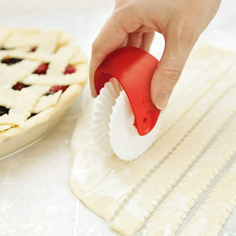 Кондитерские изделия Cuter Rolling Wheel Decorator для обеспечения гладкой резки Diy