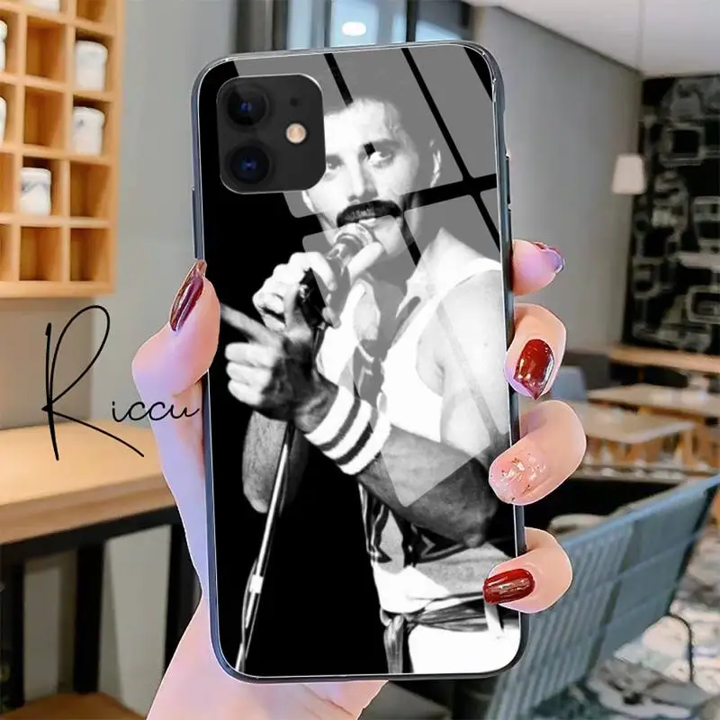 Queen band Freddie Phone Case Tempered Glass For iPhone 11 Pro XR XS MAX 8 X 7 6S 6 Plus SE 2020 12 Pro Max Mini case
Queen band Freddie Phone Case Tempered Glass For iPhone 11 Pro XR XS MAX 8 X 7 6S 6 Plus SE 2020 12 Pro Max Mini case