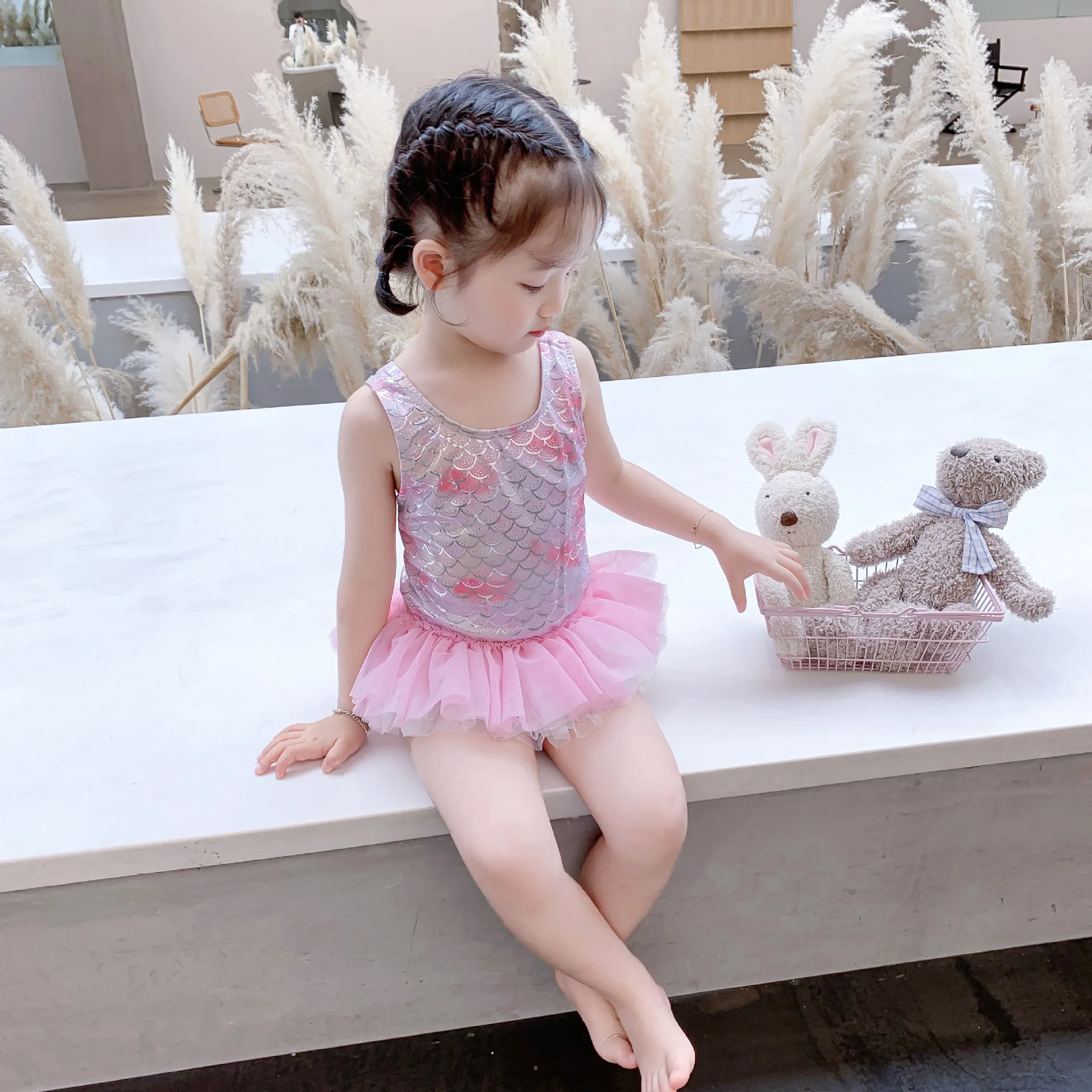 Girls Summer Mermaid Princess Dress For Kids Swimming Breathable Bikini Swimsuit Mermaid Cosplay Costume,Birthday Present
Girls Summer Mermaid Princess Dress For Kids Swimming Breathable Bikini Swimsuit Mermaid Cosplay Costume,Birthday Present