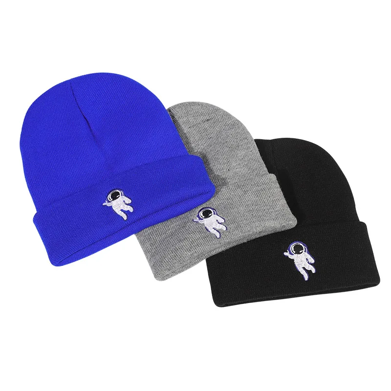2021 Winter New Knitted Hats Men's Hats Women's Hats Solid Color Warm Beanie Cartoon Embroidery Design Elastic Cap Wholesale
2021 Winter New Knitted Hats Men's Hats Women's Hats Solid Color Warm Beanie Cartoon Embroidery Design Elastic Cap Wholesale