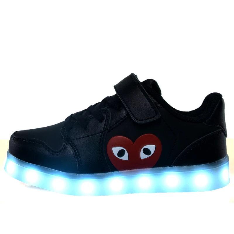 2018 Hot Black New children Glowing sneakers Led luminous Shoes For Boys girls Fashion Light Up Casual kids 7 Colors USB charge
2018 Hot Black New children Glowing sneakers Led luminous Shoes For Boys girls Fashion Light Up Casual kids 7 Colors USB charge