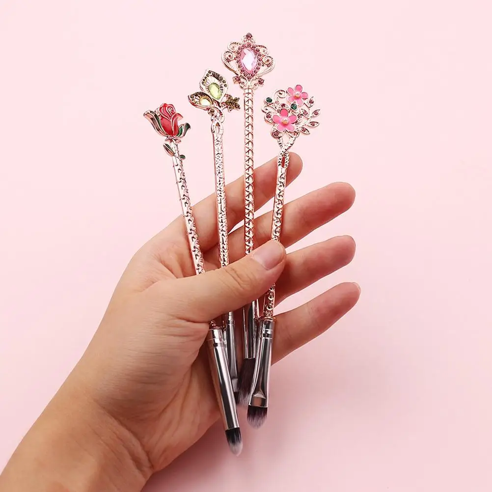 Beauty and the Beast Rose Flower Makeup Brushes Set Girl Eyeshadow Eyebrow Brushes Highlighting Make Up Brush Pincel Maquiagem
Beauty and the Beast Rose Flower Makeup Brushes Set Girl Eyeshadow Eyebrow Brushes Highlighting Make Up Brush Pincel Maquiagem