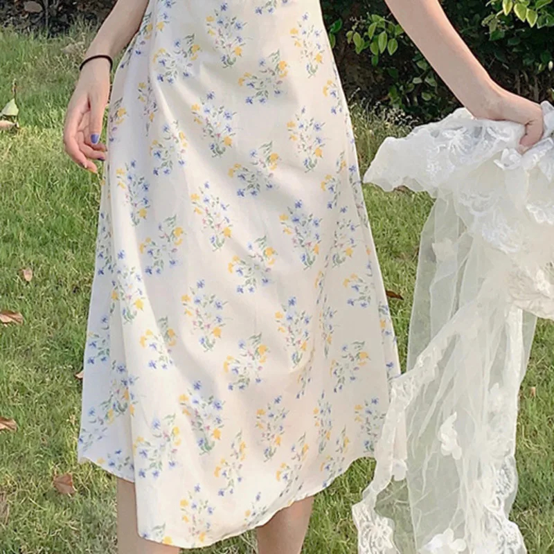 New Women Sexy Dress 2021 Summer Spaghetti Strap Sweet Floral Printed Midi Dresses Vestidos Ladies French A-Line Beach Sundress
New Women Sexy Dress 2021 Summer Spaghetti Strap Sweet Floral Printed Midi Dresses Vestidos Ladies French A-Line Beach Sundress