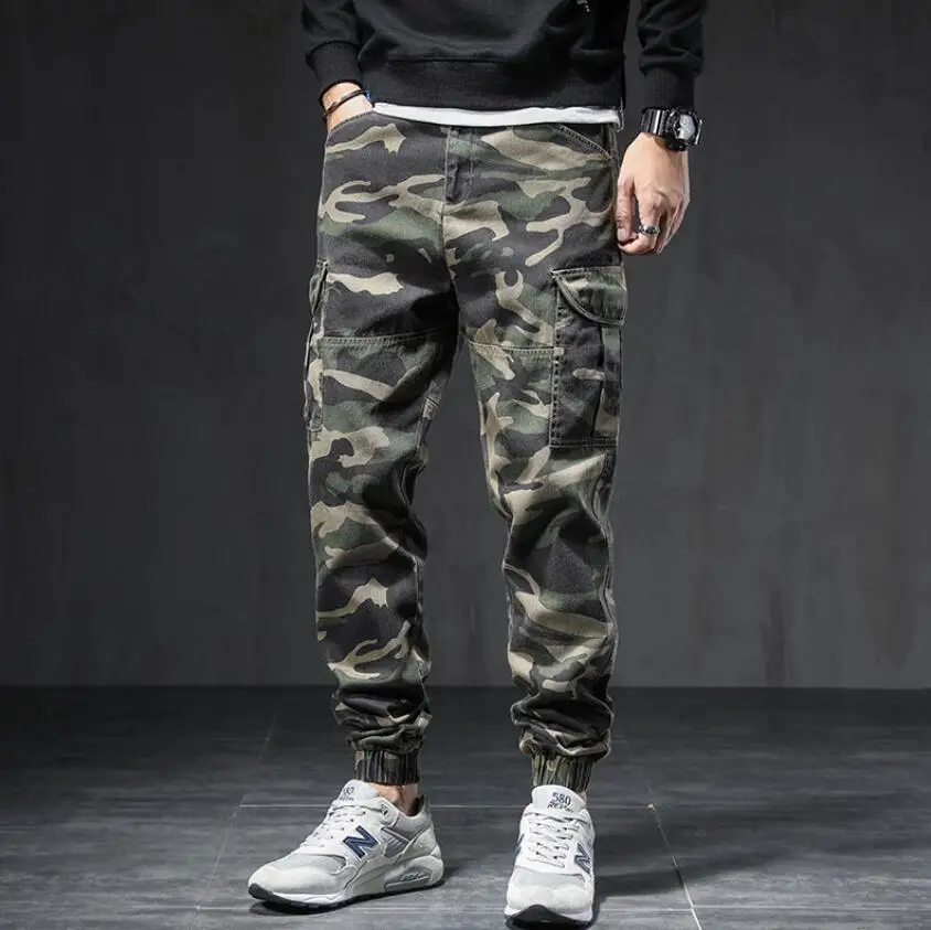 2021 Japanese Fashion Streetwear Men Jogger Pants Camouflage Military Pants Loose Big Pocket Cargo Pants Hip Hop Trousers w1813
2021 Japanese Fashion Streetwear Men Jogger Pants Camouflage Military Pants Loose Big Pocket Cargo Pants Hip Hop Trousers w1813