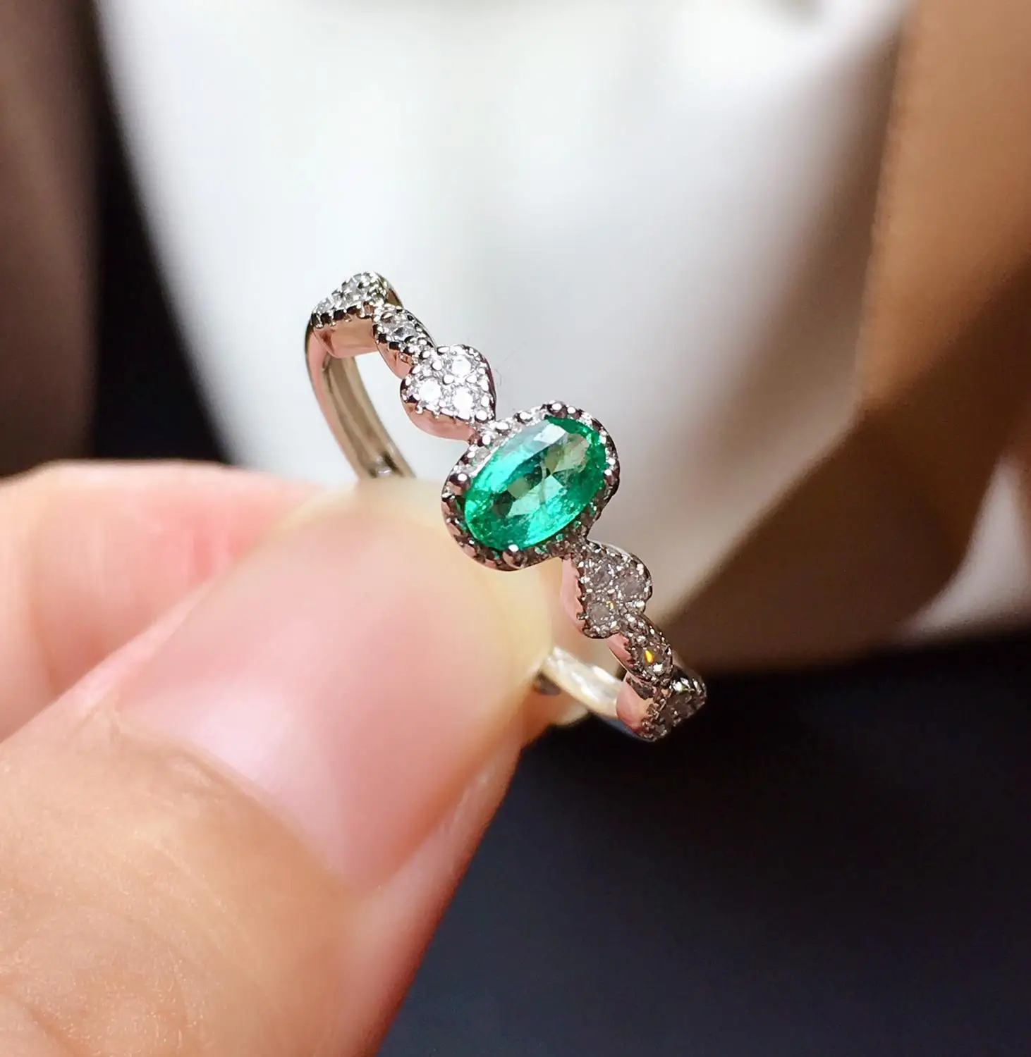 SHILOVEM 925 sterling silver real Natural Emerald rings classic fine Jewelry women wedding gift new plant 3*5mm mj0305838agml
SHILOVEM 925 sterling silver real Natural Emerald rings classic fine Jewelry women wedding gift new plant 3*5mm mj0305838agml