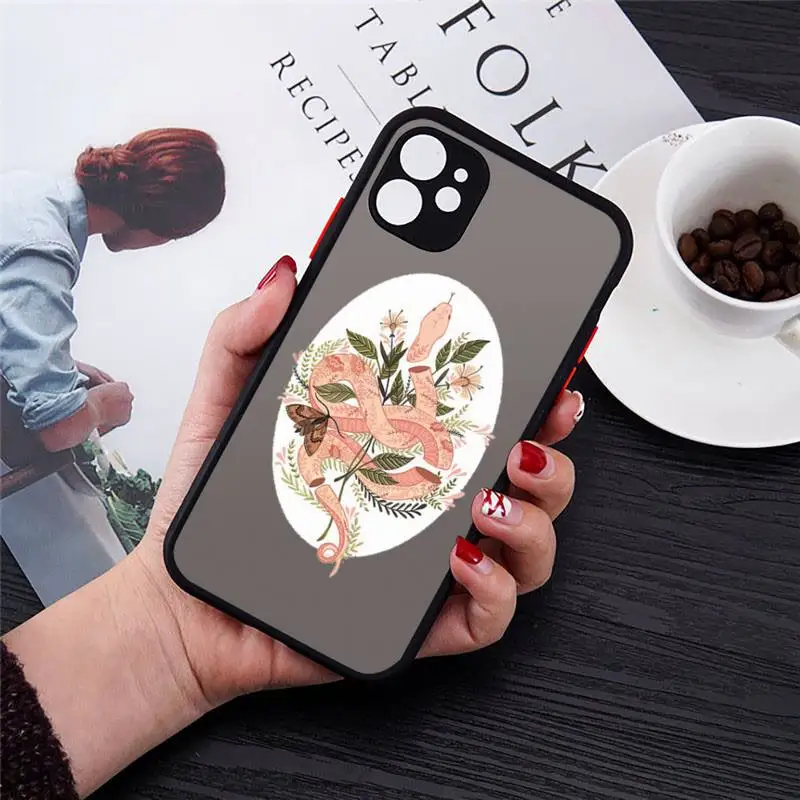 Hand Snake Flower Snake Painting Phone Cases Matte Transparent for iPhone 7 8 11 12 s mini pro X XS XR MAX Plus cover funda capa
Hand Snake Flower Snake Painting Phone Cases Matte Transparent for iPhone 7 8 11 12 s mini pro X XS XR MAX Plus cover funda capa