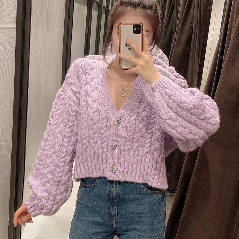 Autumn Winter Soft Knitted ZA Sweater Cashmere Gemstone Button Cardigan Casual Elastic Causal Female W arm Chic Outwear
Autumn Winter Soft Knitted ZA Sweater Cashmere Gemstone Button Cardigan Casual Elastic Causal Female W arm Chic Outwear