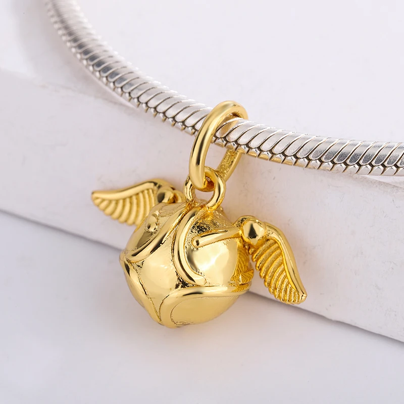 925 Sterling Silver Golden Snitch Pendant Shine Gold Angel Wings Charm Bracelet DIY Jewelry Making For Original Pandora
925 Sterling Silver Golden Snitch Pendant Shine Gold Angel Wings Charm Bracelet DIY Jewelry Making For Original Pandora
