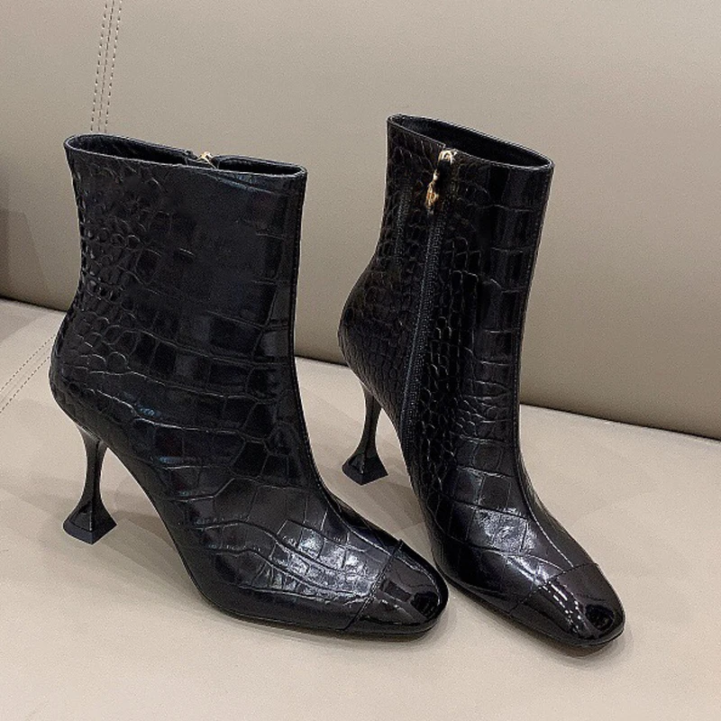 Hot Leather Women Boots Shoes High Heels For Women Fashion Shoes 2021 Spring Autumn Ankle Boots Booties Female 9.5cm
Hot Leather Women Boots Shoes High Heels For Women Fashion Shoes 2021 Spring Autumn Ankle Boots Booties Female 9.5cm