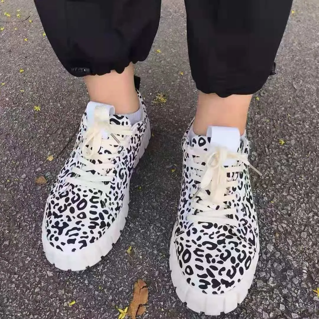 Woman's Vulcanized Shoes Sneakers Size 43 Lace-Up Solid Casual Platform Canvas Flat Shoes Without Heels Female Flats Ladies
Woman's Vulcanized Shoes Sneakers Size 43 Lace-Up Solid Casual Platform Canvas Flat Shoes Without Heels Female Flats Ladies