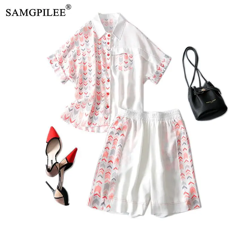 Summer Two Piece Sets For Women 2021 New Short Sleeve Casual Single Breasted Turn-down Collar Elastic Waist Shorts Suits 4XL
Summer Two Piece Sets For Women 2021 New Short Sleeve Casual Single Breasted Turn-down Collar Elastic Waist Shorts Suits 4XL
