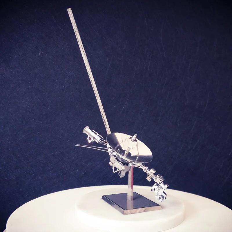 3D Metal Puzzle Voyager model KITS Assemble Jigsaw Puzzle Gift Toys For Children
3D Metal Puzzle Voyager model KITS Assemble Jigsaw Puzzle Gift Toys For Children