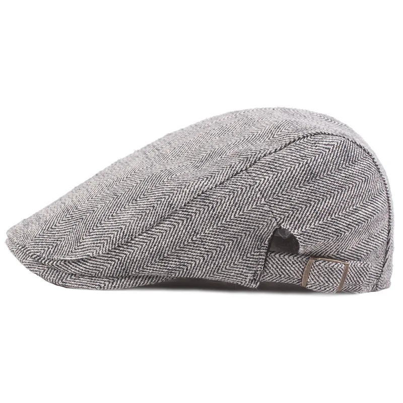 Fashionable men's and women's casual berets wild visor forward hat middle-aged hat
Fashionable men's and women's casual berets wild visor forward hat middle-aged hat