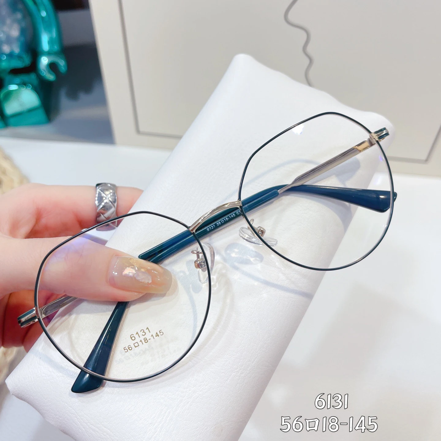 Новинка, модная оправа для очков по рецепту светильник Кая круглая оправа в стиле ретро, женские популярные очки с маленьким лицом 
Новинка, модная оправа для очков по рецепту светильник Кая круглая оправа в стиле ретро, женские популярные очки с маленьким лицом