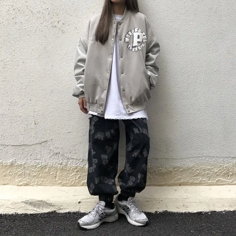Spring letter graffiti jeans men's and women's loose fit street fashion brand wide leg pants hip hop legged pants
Spring letter graffiti jeans men's and women's loose fit street fashion brand wide leg pants hip hop legged pants