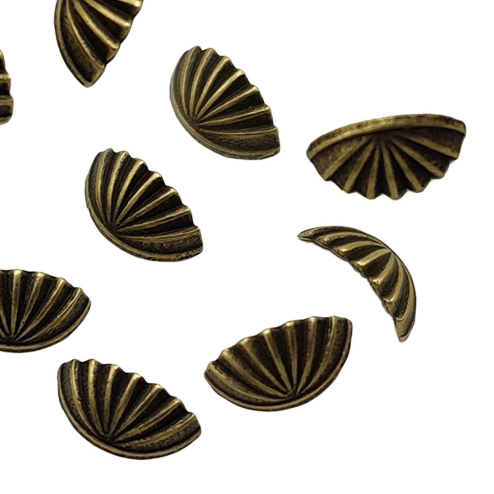 10 шт., 1/12 металлические аксессуары для кукольного домика, Миниатюрные аксессуары для мебели для детей, Детский кукольный домик
10 шт., 1/12 металлические аксессуары для кукольного домика, Миниатюрные аксессуары для мебели для детей, Детский кукольный домик