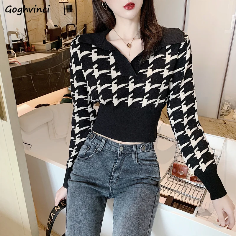 Women Pullover Patchwork Panelled Vintage V-neck Short Knitted Sweater Female Slim Fit Ins Chic Elegant Fashion All-match Soft 
Women Pullover Patchwork Panelled Vintage V-neck Short Knitted Sweater Female Slim Fit Ins Chic Elegant Fashion All-match Soft