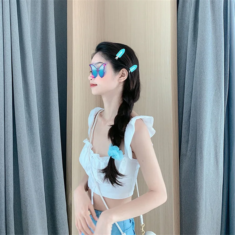 Fashion lace lace sling women's spring dress 2021 new design sense niche outside wear French white top
Fashion lace lace sling women's spring dress 2021 new design sense niche outside wear French white top