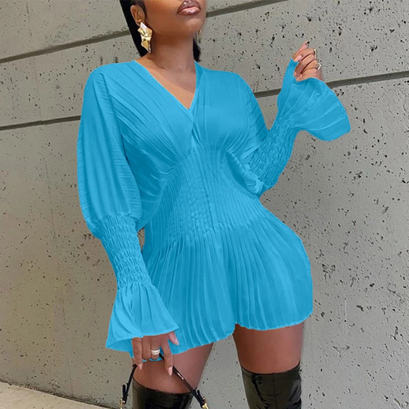 Summer Mini Dress Behomian Fashion Long Sleeve Pleated Dresses White Women Solid Draped V-neck Lantern Long Sleeve Streetwear
Summer Mini Dress Behomian Fashion Long Sleeve Pleated Dresses White Women Solid Draped V-neck Lantern Long Sleeve Streetwear