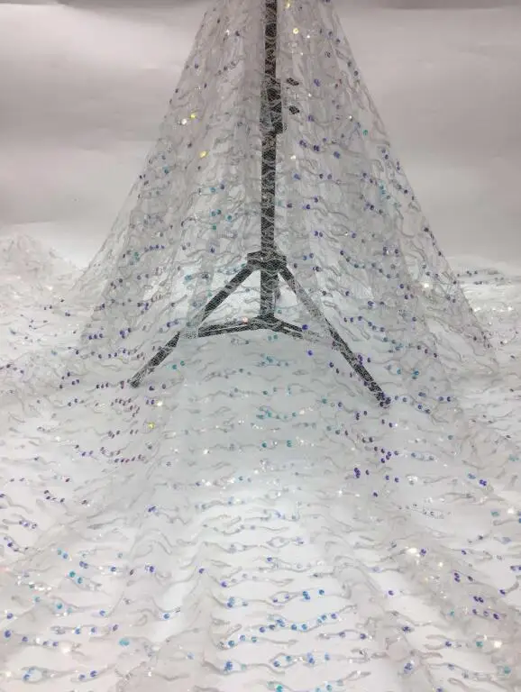 Африканская кружевная ткань ZH-18688 высокого качества кружевная вышивка кружевная ткань 
Африканская кружевная ткань ZH-18688 высокого качества кружевная вышивка кружевная ткань