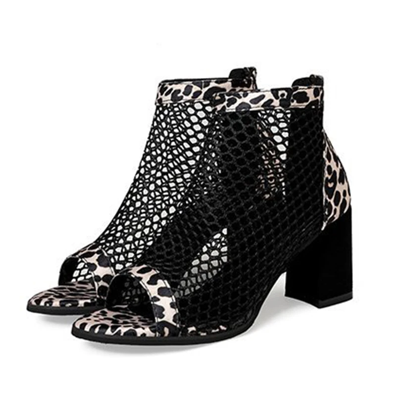 Rimocy Fashion Hollow Out Mesh Ankle Boots for Women Sexy Peep Toe Square Heel Sandals Boots Woman Leopard Print Botas Mujer
Rimocy Fashion Hollow Out Mesh Ankle Boots for Women Sexy Peep Toe Square Heel Sandals Boots Woman Leopard Print Botas Mujer