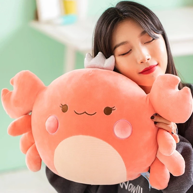 1pc 58CM Lovely Down Cotton Stuffed Crab with Crown Plush Toys Kawaii Animal Plush Chair Sofa Cushion Decor Toy Throw Pillow
1pc 58CM Lovely Down Cotton Stuffed Crab with Crown Plush Toys Kawaii Animal Plush Chair Sofa Cushion Decor Toy Throw Pillow